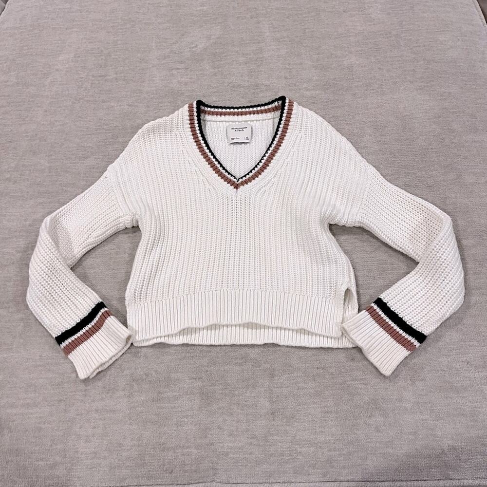 Abercrombie & Fitch Easy Tipped V-Neck Sweater | XS Quiet luxury minimalist - Picture 2 of 7